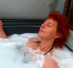 hot tub hobbit