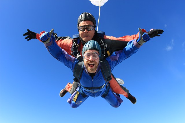 alix falling out of sky 043