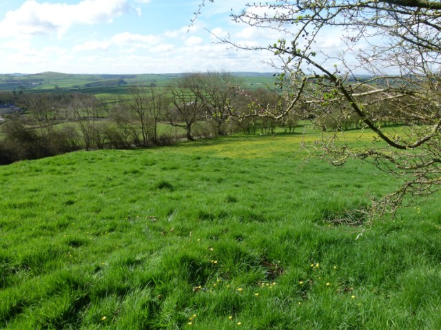 land of the exiles great hucklow devils rock 001 (27)