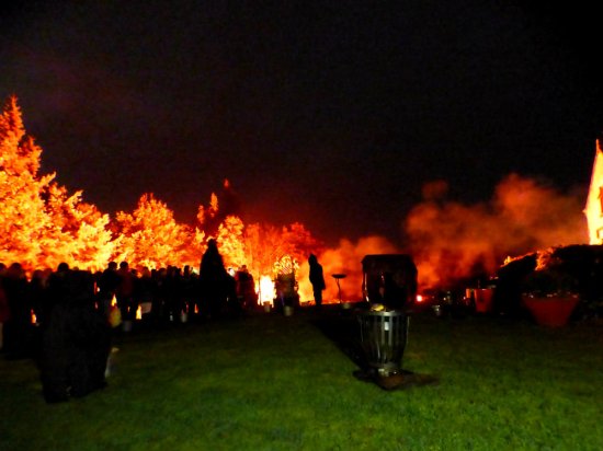 fox-hunters-moon-2016-hordrons-peacock-001-125