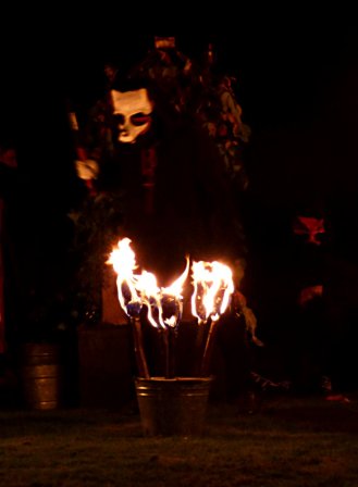 fox-hunters-moon-2016-hordrons-peacock-001-203